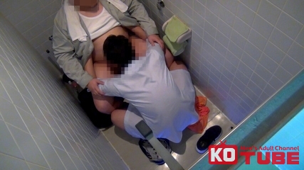 廣本さとみ無修正ヌ一ド画像体育館 盗撮 トイレ TUBEオリジナル】 トイレでのハッテン行為をガチ盗撮!? Part.8 - ゲイ動画配信サイトKO TUBE